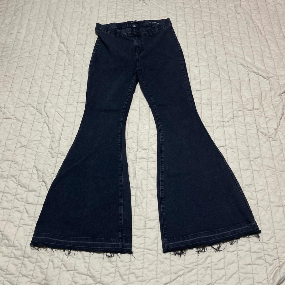 Judy Blue Jeans Womens 11/30 Black Flare Pull On Super Stretch High Rise
